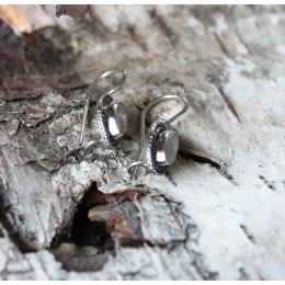 Hõbekõrvarõngad - kuukiviga Hõbekõrvarõngad - kuukiviga